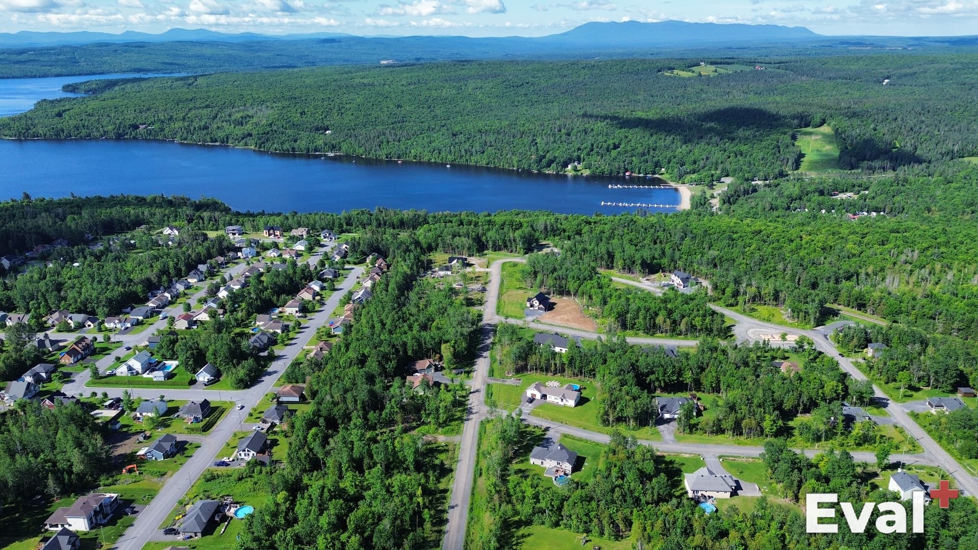 Prise de vue par drone du territoire de Nantes, Estrie — Éval+ évaluateur agréé