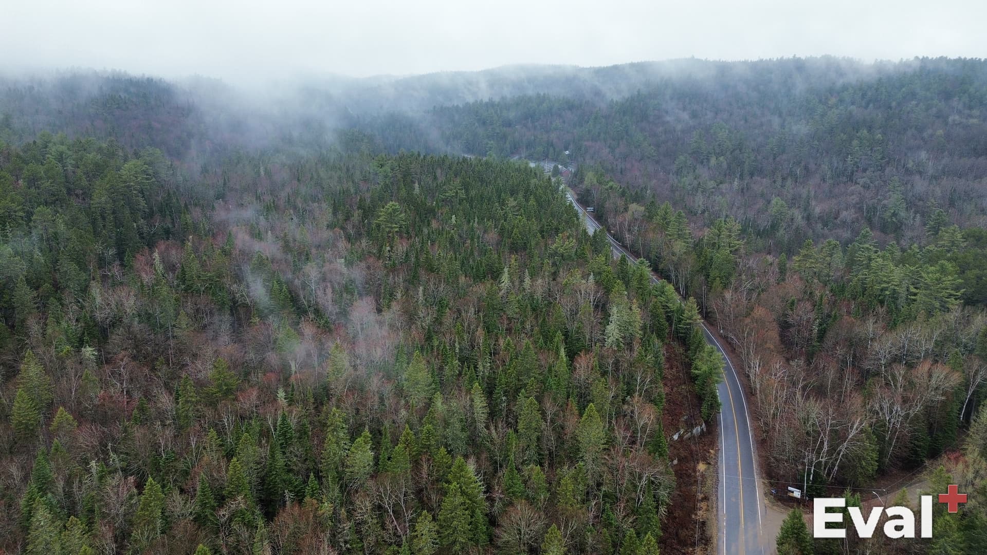 Photographie aérienne d'un secteur de Saint-Mathieu-du-Parc en Mauricie — Éval+, évaluateurs agréés OEAQ