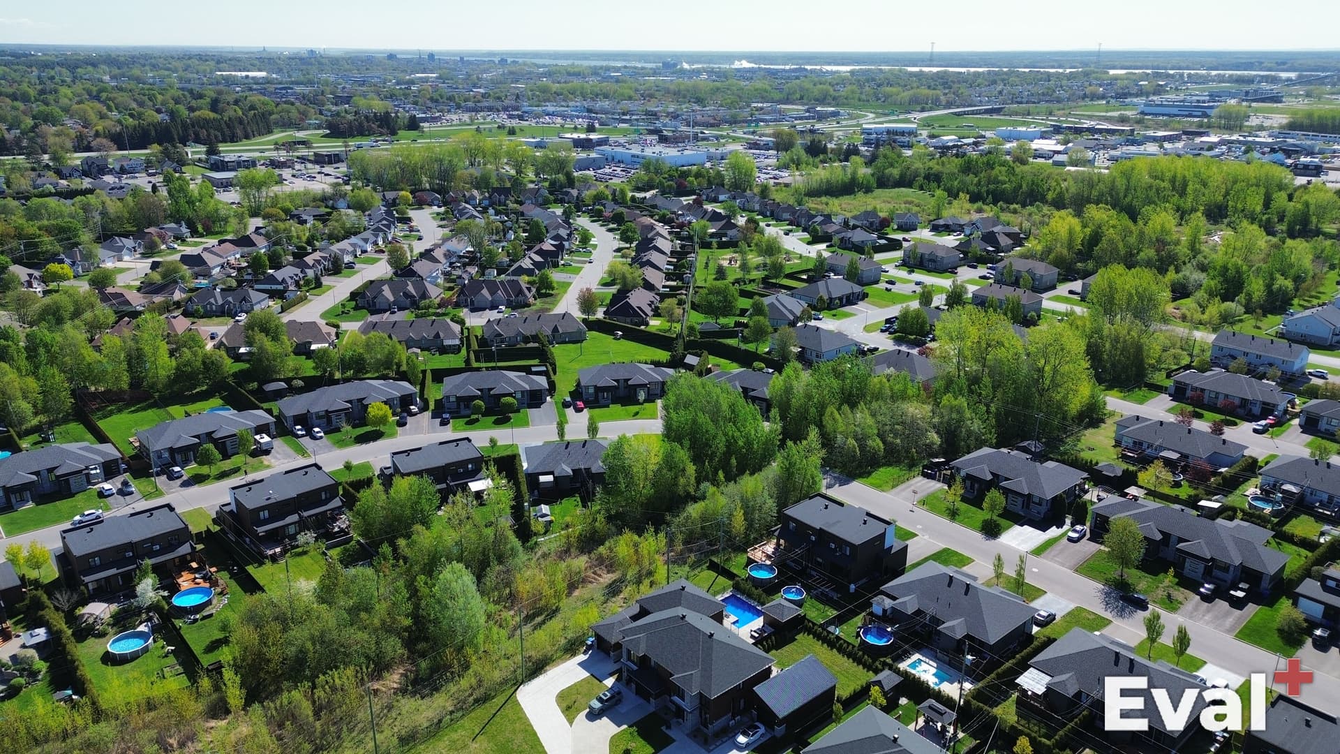 Photographie aérienne d'un secteur de Trois-Rivières en Mauricie — Éval+, évaluateurs agréés OEAQ