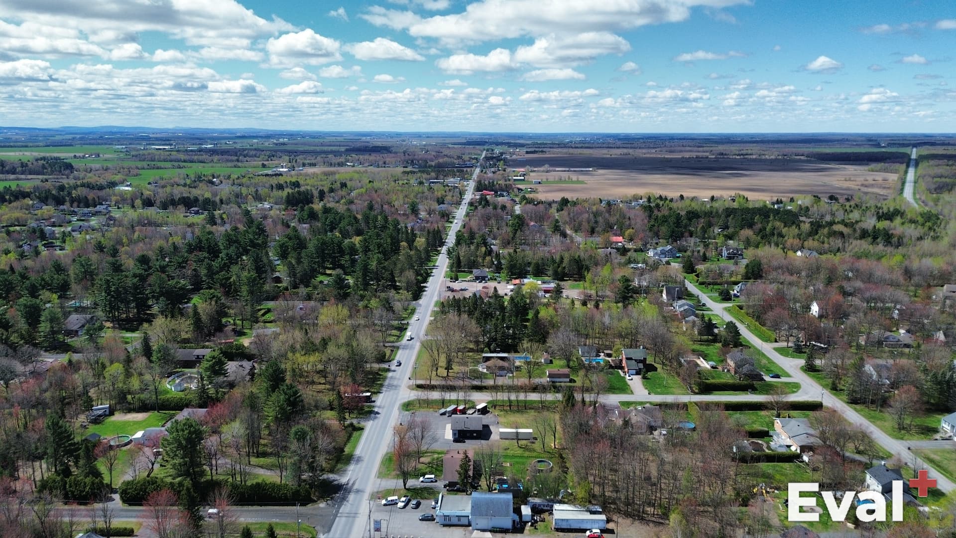 Photographie aérienne d'un secteur de Victoriaville en Centre-du-Québec — Éval+, évaluateurs agréés OEAQ