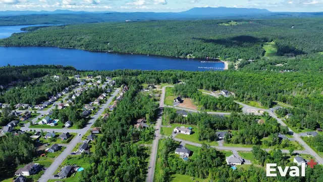 Drone shot over Nantes, Estrie — Éval+ real estate appraisers