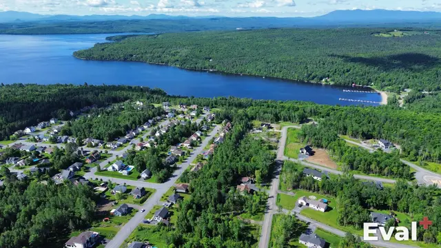 Nantes (Estrie) seen from the sky by drone — Éval+ property appraisal