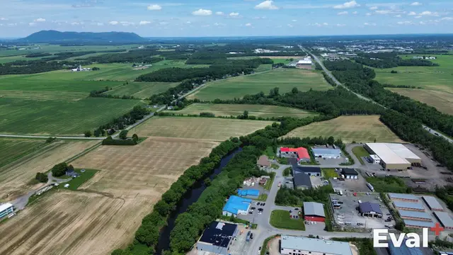 Aerial drone view of Saint-Alphonse-de-Granby, Estrie — Éval+ real estate appraisal