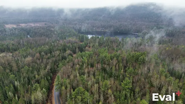 Drone shot over Saint-Mathieu-du-Parc, Mauricie — Éval+ real estate appraisers