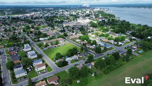 Aerial drone view of Sainte-Anne-de-Sorel, Montérégie — Éval+ real estate appraisal