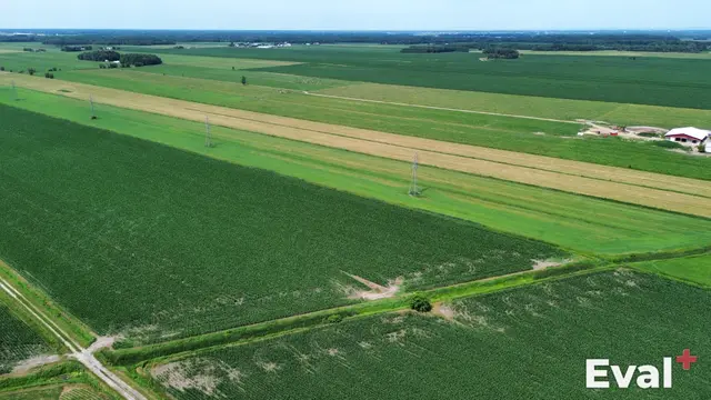 Sainte-Perpétue (Centre-du-Québec) seen from the sky by drone — Éval+ property appraisal
