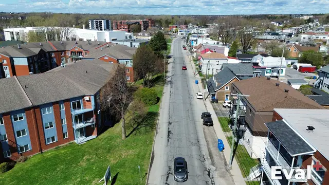 Trois-Rivières (Mauricie) seen from the sky by drone — Éval+ property appraisal