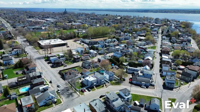 Aerial drone view of Trois-Rivières, Mauricie — Éval+ real estate appraisal