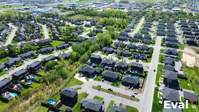Drone shot over Trois-Rivières, Mauricie — Éval+ real estate appraisers