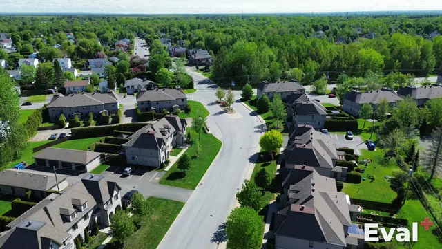 Aerial drone view of Trois-Rivières, Mauricie — Éval+ real estate appraisal