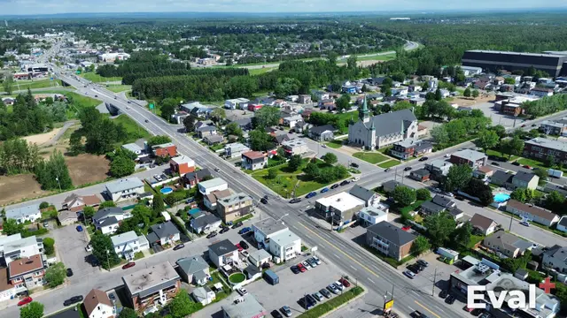 Trois-Rivières (Mauricie) seen from the sky by drone — Éval+ property appraisal