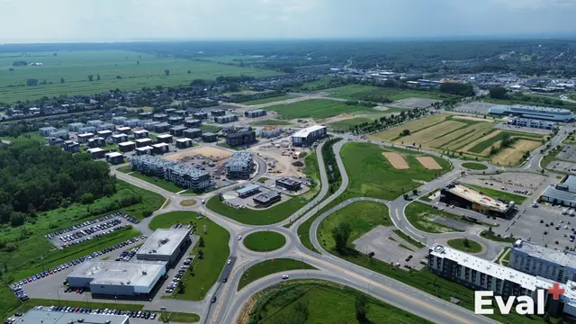 Aerial drone view of Trois-Rivières, Mauricie — Éval+ real estate appraisal