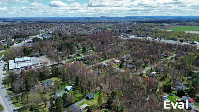 Victoriaville (Centre-du-Québec) seen from the sky by drone — Éval+ property appraisal